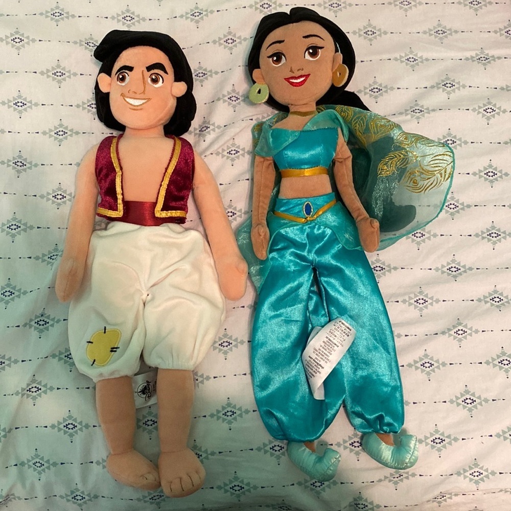 Disney Store Princess Jasmine and Aladdin Plush Toys